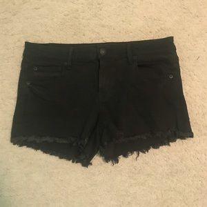 AE super low black shortie